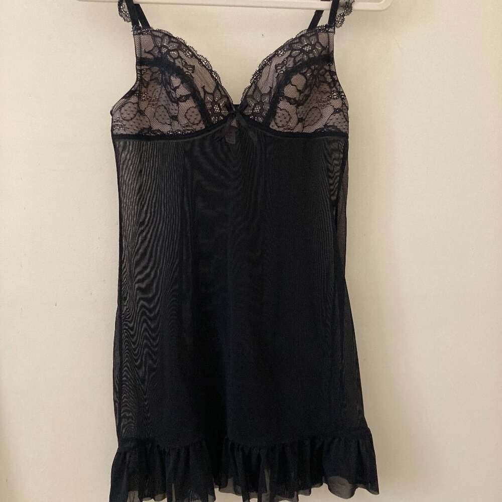 Affinitas Intimates Black lace embellished Chemise. size L